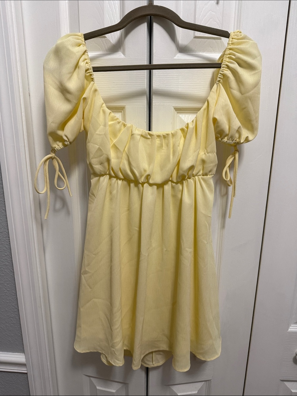Lucy in the Sky Pale Yellow Puff Sleeve Mini Dress